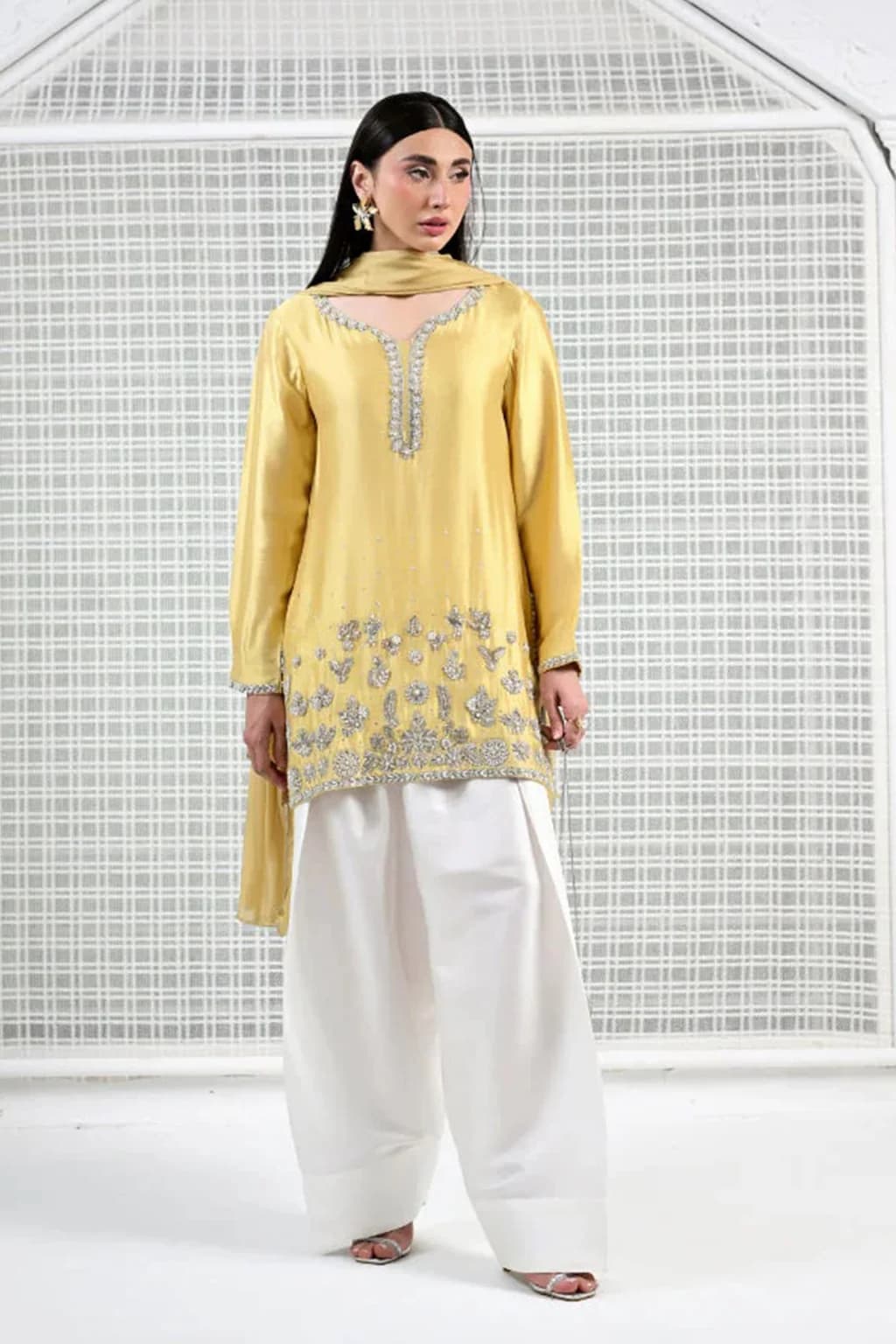 Butter Radiance embroidery design